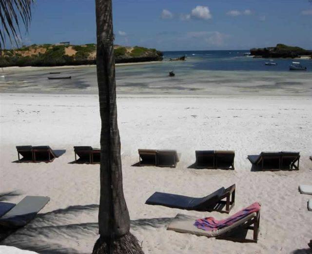 Sunset Beach Resort Watamu Exterior photo